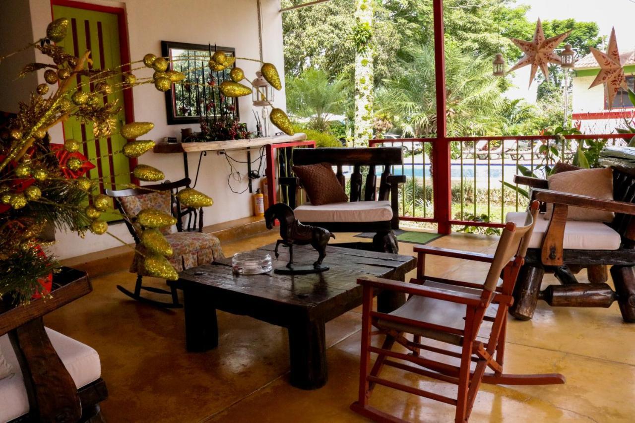 Finca Hotel El Laurel - Parque Del Cafe Монтенегро Экстерьер фото