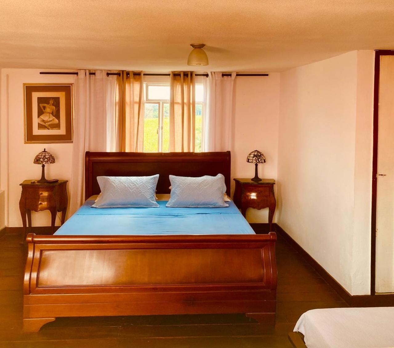 Finca Hotel El Laurel - Parque Del Cafe Монтенегро Экстерьер фото